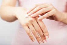 Причины по которым трескается кожа на пальцах рук, а также , методы лечения и профилактика этого недуга