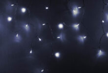 Гирлянда светодиодная Neon-Night Айсикл (бахрома) 176 LED свечение белое 4,8х0,6 м уличная (255-145)