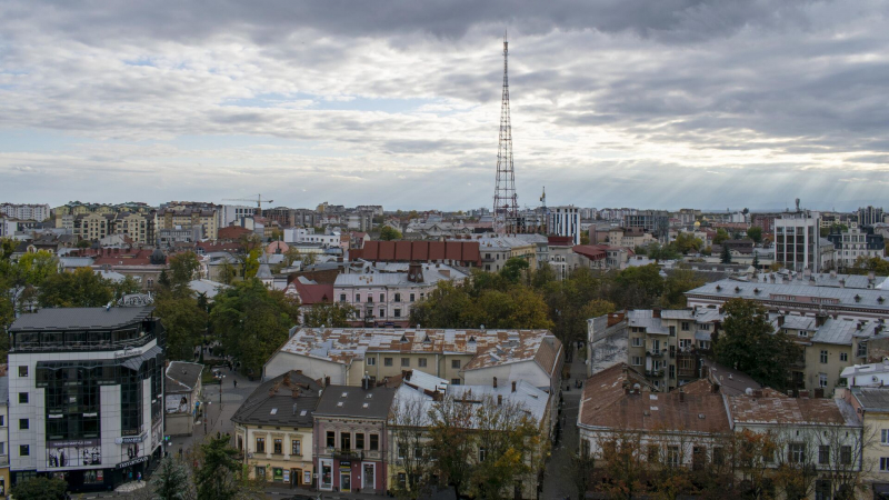 Мэр Ивано-Франковска выступил за жесткую украинизацию населения