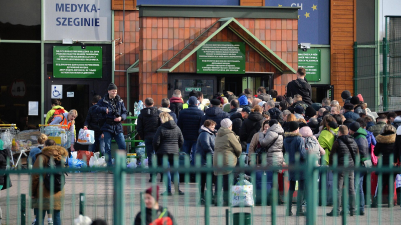 В Польше рассказали о рекордном снижении поддержки украинских беженцев