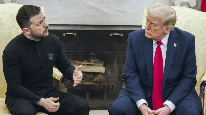 Рынок акций России вернулся к снижению после слов Трампа о Зеленском