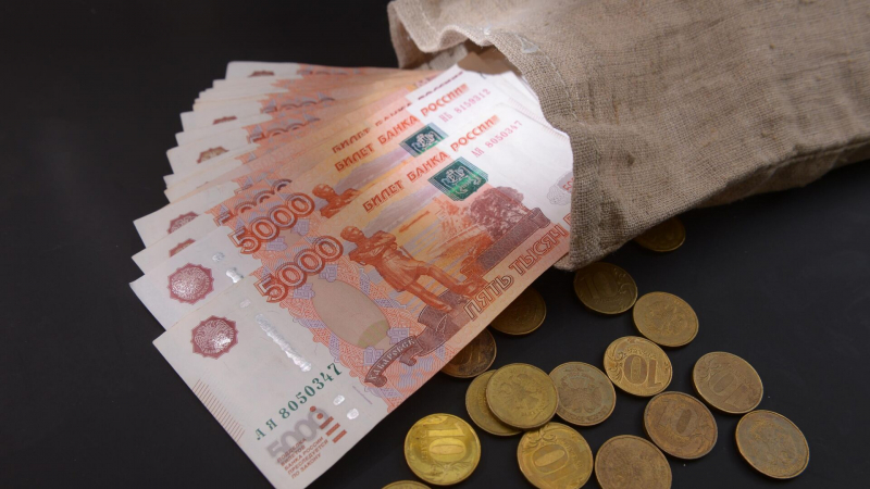 Инфляция в России на 10 марта превысила 10 процентов