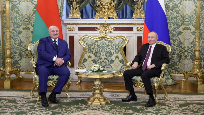 Лукашенко предложил России помощь в реализации нацпроектов в России