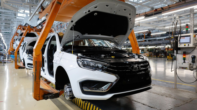 "АвтоВАЗ" отзывает почти 50 тысяч автомобилей