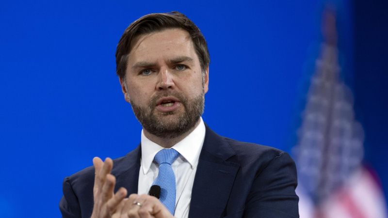 США могли установить большие пошлины на импорт, заявил вице-президент