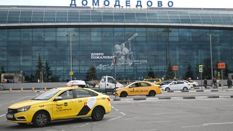 Домодедово работает в штатном режиме, несмотря на решение суда