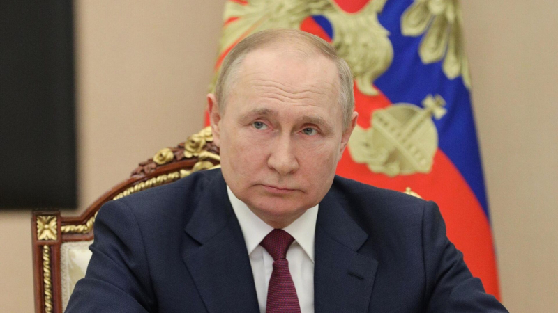 Путин обсудит с правительством технологический суверенитет