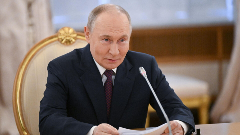 Путин прокомментировал прогнозы о замедлении мировой торговли