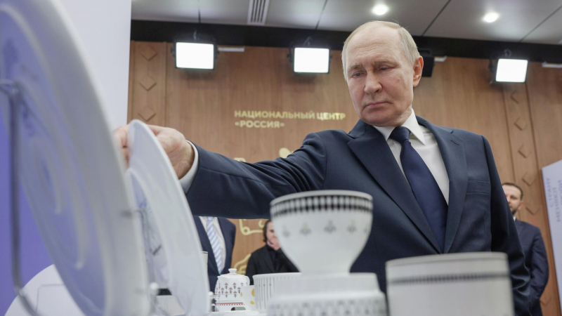 Товары с русским именем легче продавать за рубежом, считает Путин