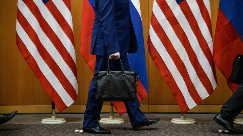 Эксперт высказался о возобновлении контактов бизнеса из России и США