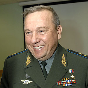 Шаманов без дела