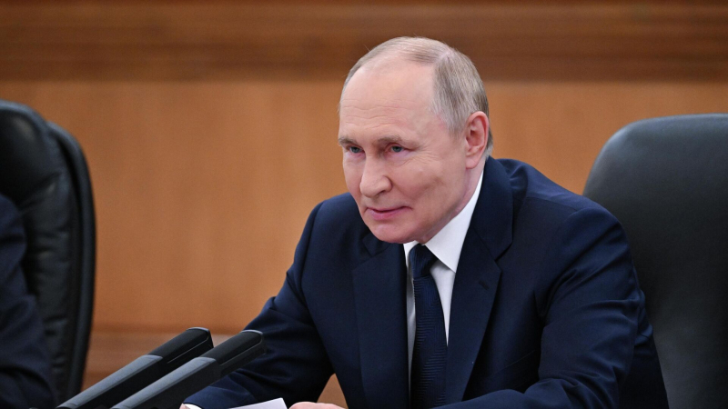 Россия остается надежным поставщиком энергоносителей, заявил Путин