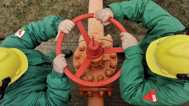Венгрия подписала контракт с американской Shell на поставку газа