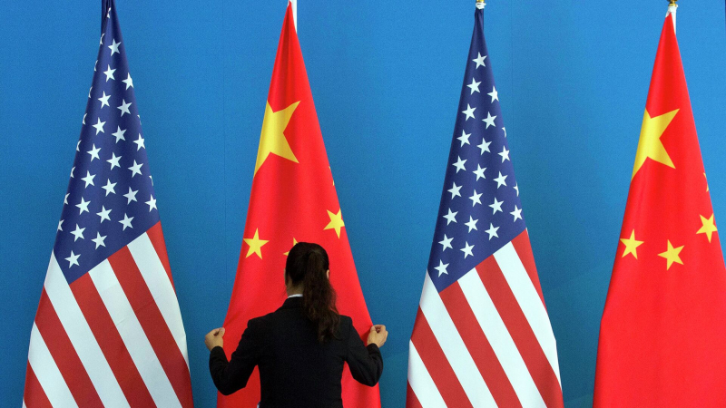 Эксперт оценил договоренность США и КНР по снижению пошлин
