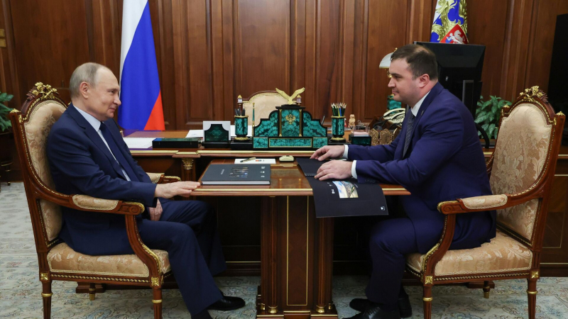 Путин отметил рост промышленного производства в Омской области
