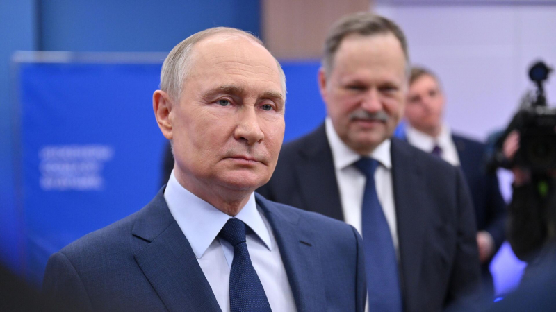 Путин поручил улучшить механизм налогообложения