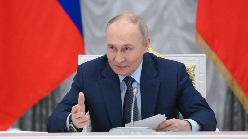 Путин рассказал о развитии отношений России и Лаоса