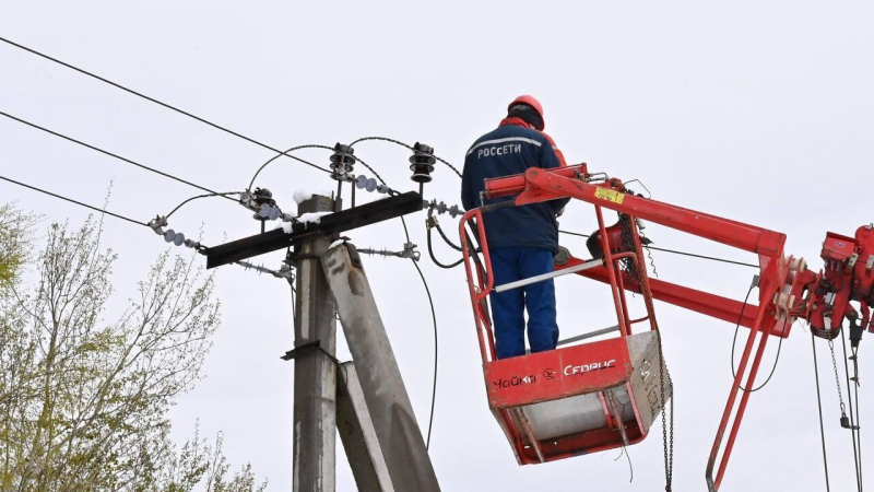 Реконструкцию 121 км электросетей проведут в Новгородской области в 2025 г